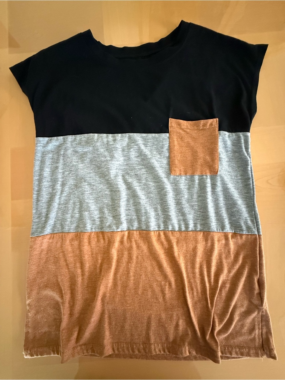 Colorblock Tri-Tone Top Black Gray Tan Cap Sleeve Size S